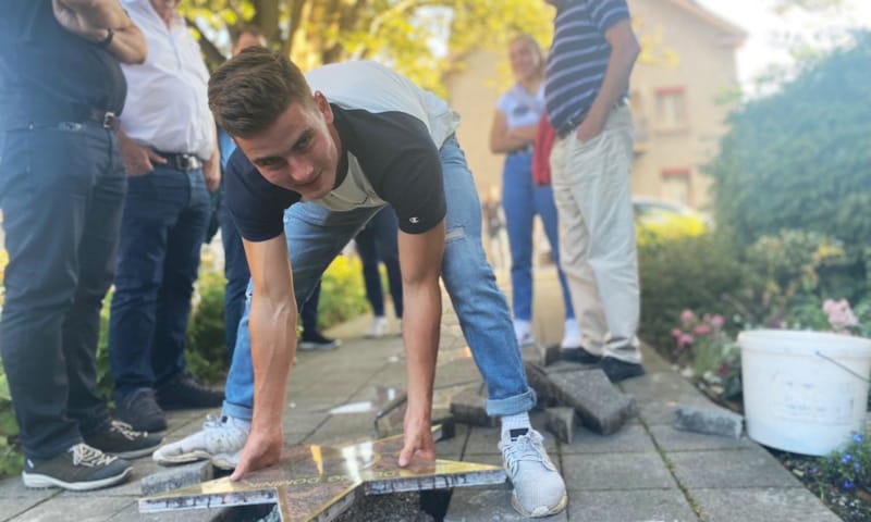 Walk of fame 2021: Dominik Düring verlegt seinen Stern